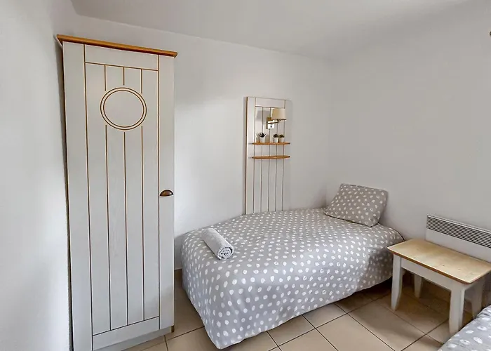 Terrasse Privee, Piscine, A 5 Mn De La Ferienhaus Agde